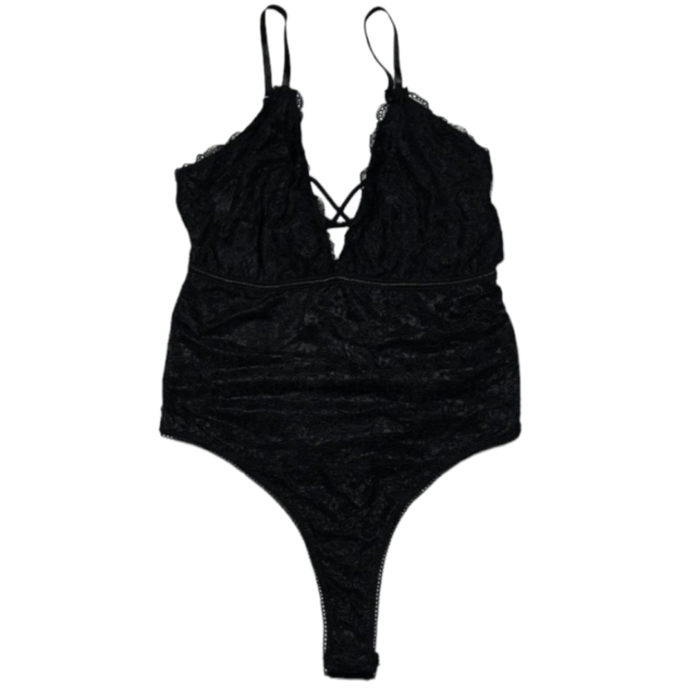 Revamped Black low-cut Bodysuits Lace Camisole